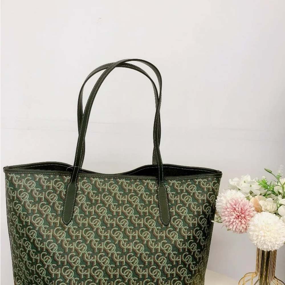 Authentic Green Coach Tote๐ฏ ๐ BAG๐ - Picture 3 of 6